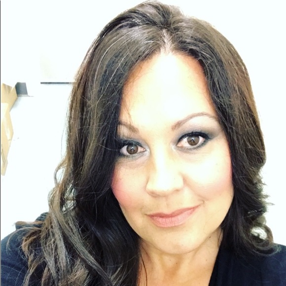 Meet your Posher, Jenifer - Picture 1 of 1